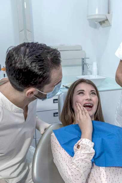 Best Broken or Cracked Tooth Emergency Dentist in Joshua, TX